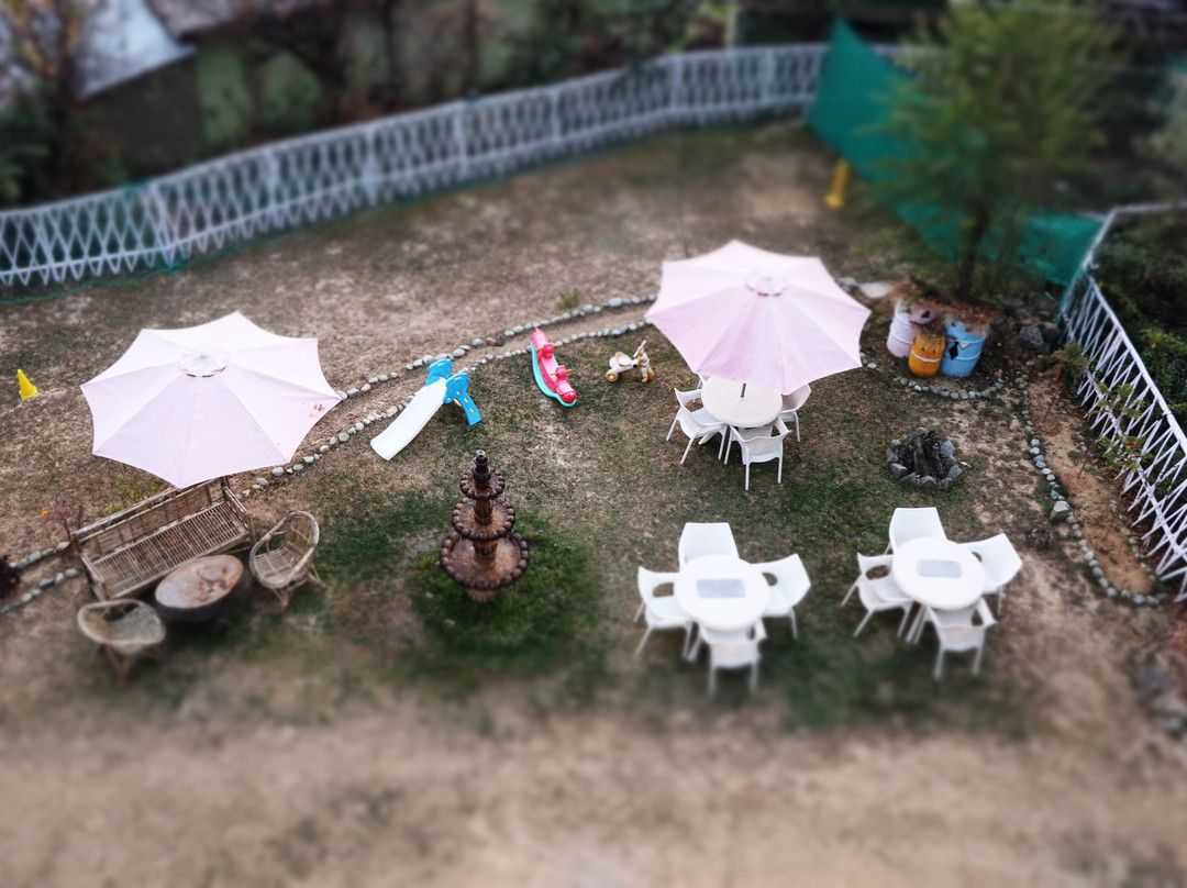 The Himaal, Bir主图