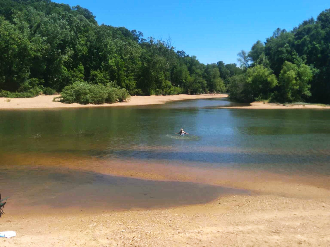 Shady Beach-Saint Clair必去景点