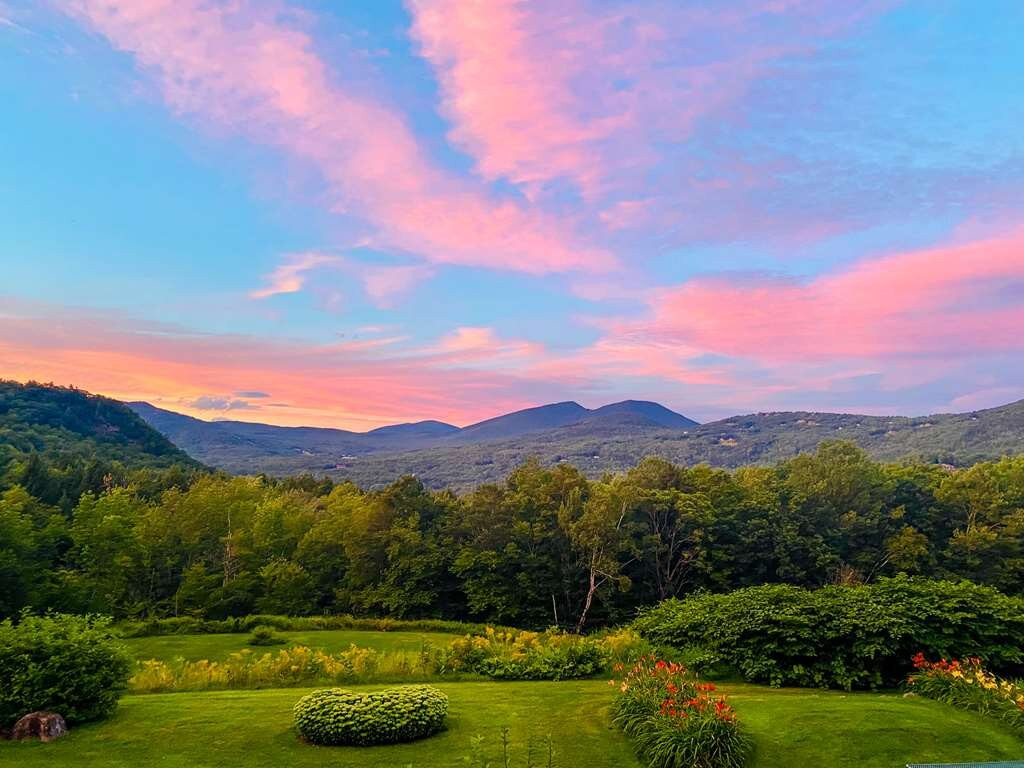 北欧村庄度假酒店主图