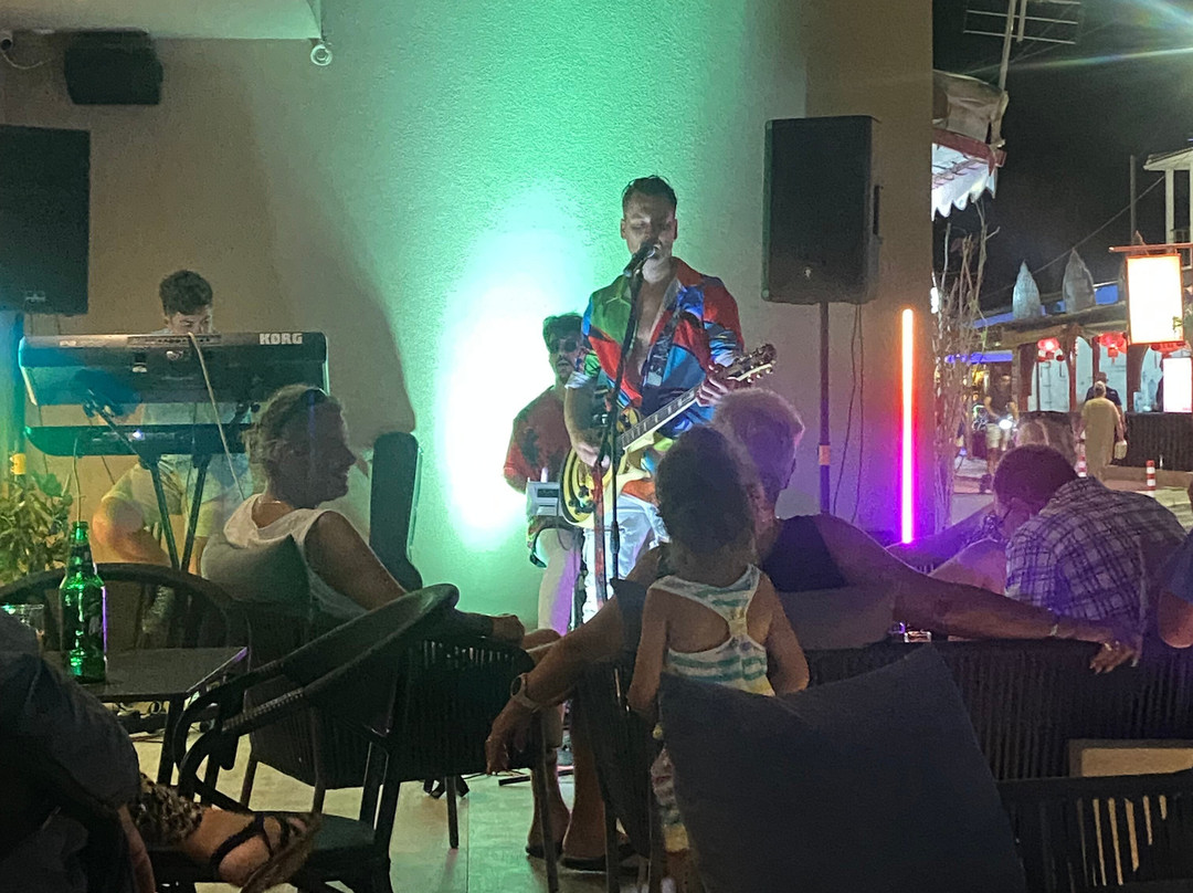 Enigma Bar-阿雷克斯必去景点