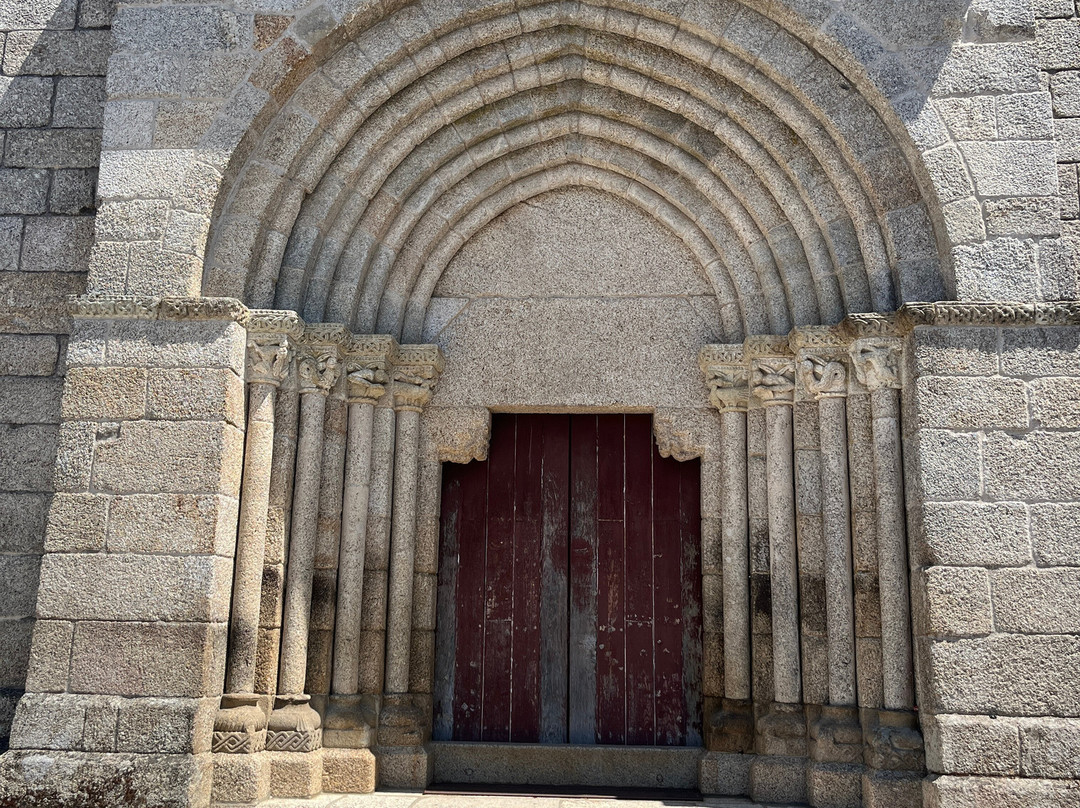 Monastery of the Saviour of Travanca-Travanca必去景点