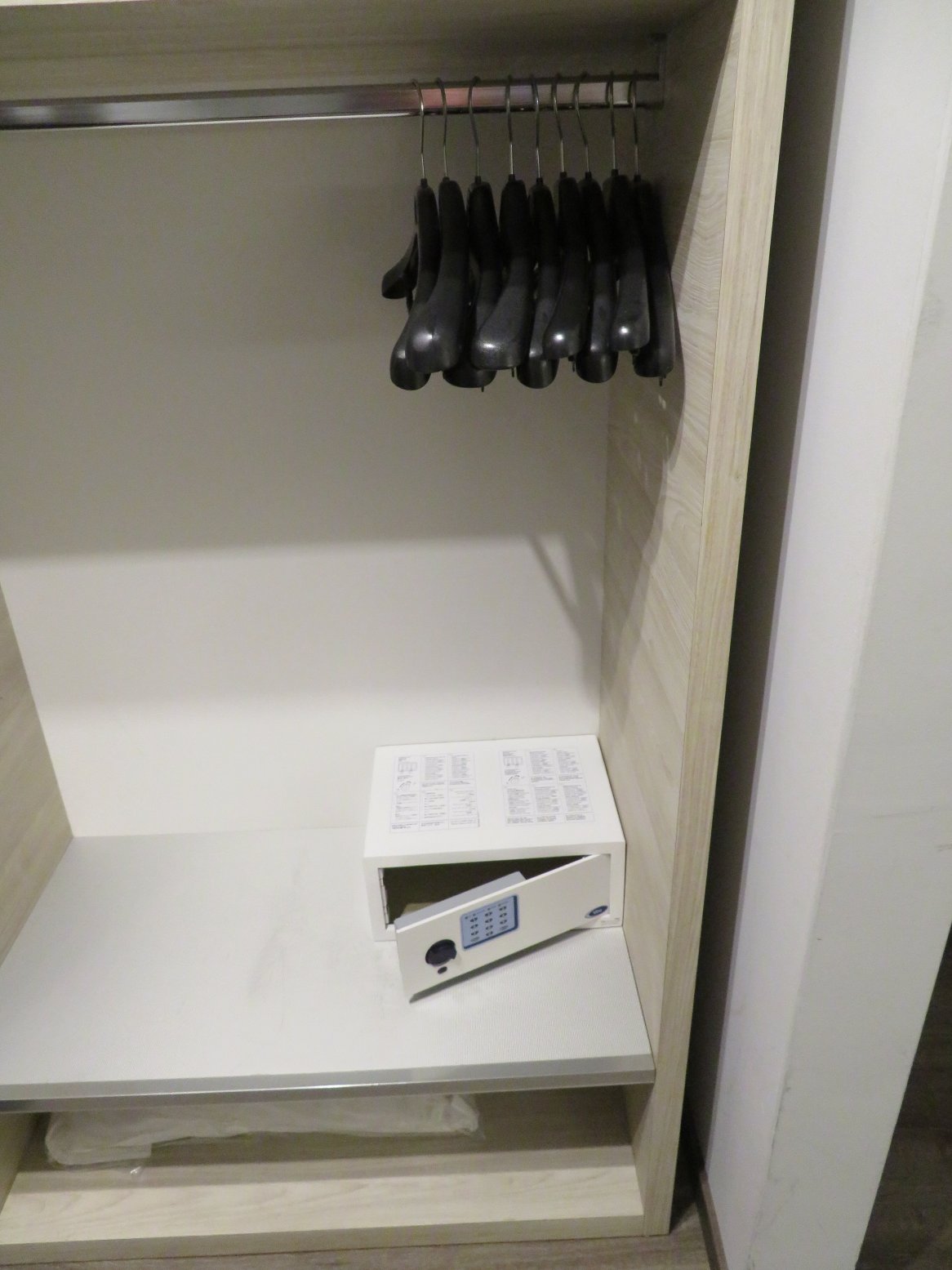 德尔菲诺威尼斯梅斯特品质酒店-客卧