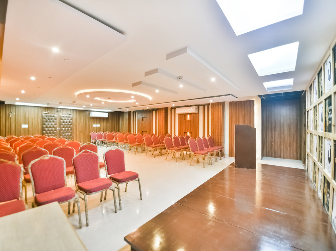 Hotel Flowers Inn主图