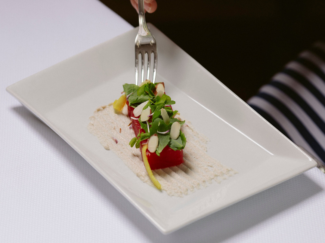 Roxbury餐馆和美食-The Pitcher Inn, Tracks Tavern