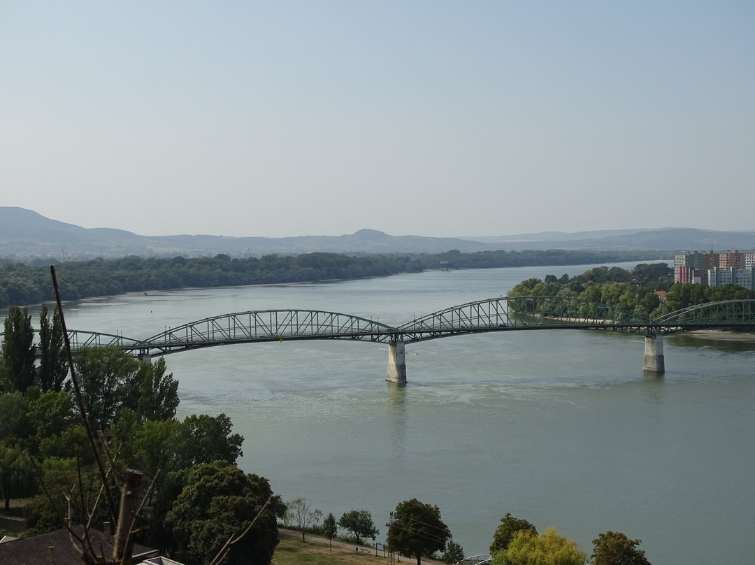 Mária Valéria Bridge-Sturovo必去景点