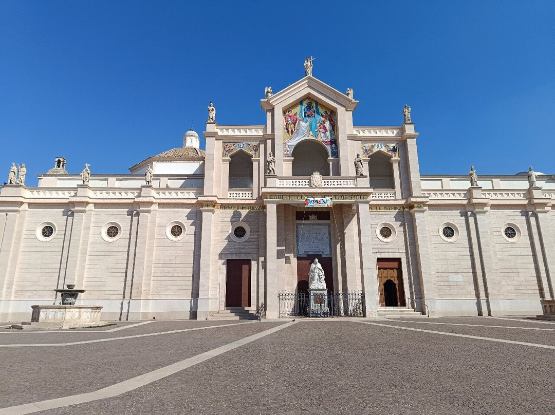 Parrocchia Cattedrale San Lorenzo Maiorano景点图片