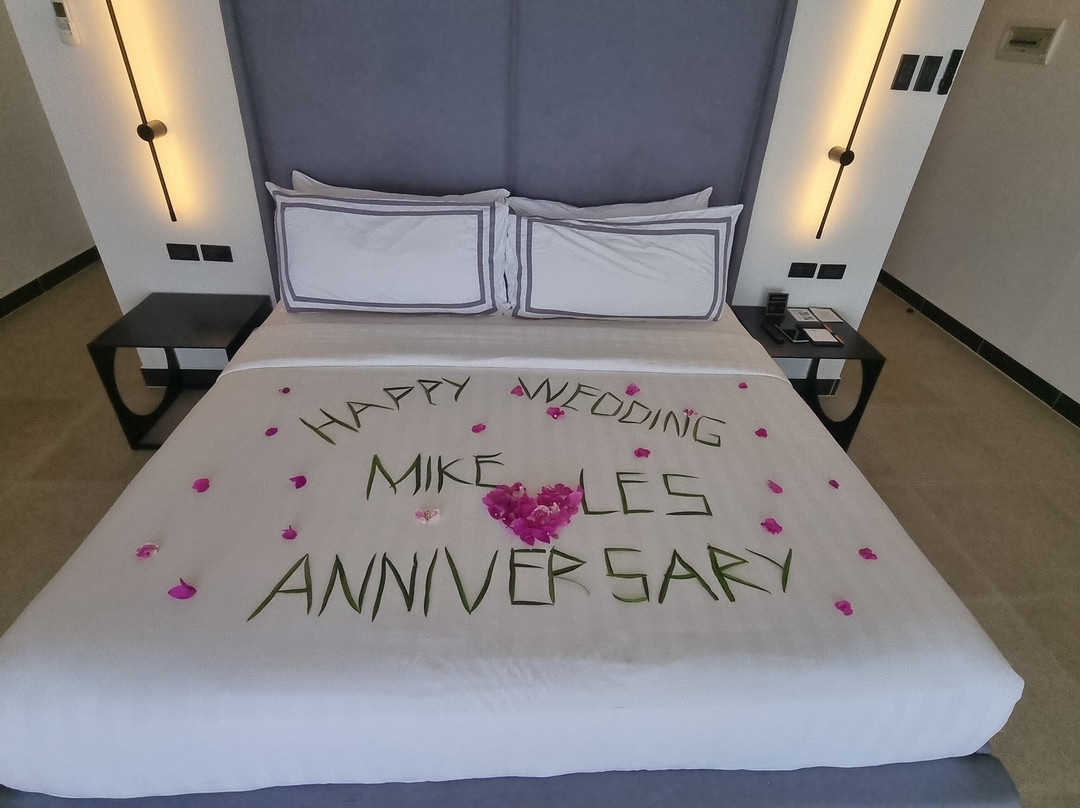 BSC史诗套房酒店主图