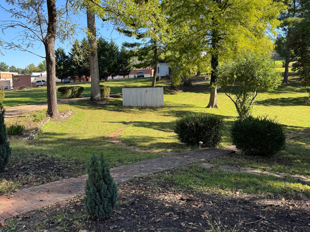 Early Inn at the Grove主图