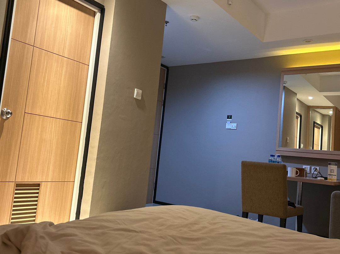 巴里巴板阿斯顿酒店主图