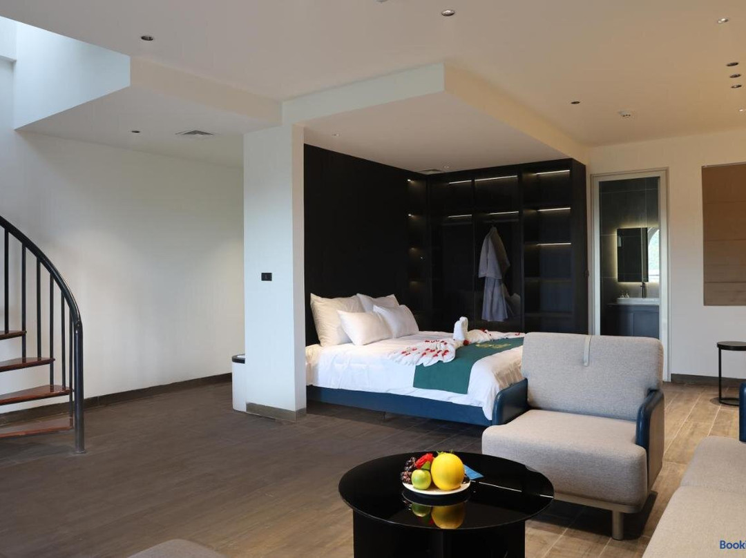Ao Tien Harbour Boutique Hotel