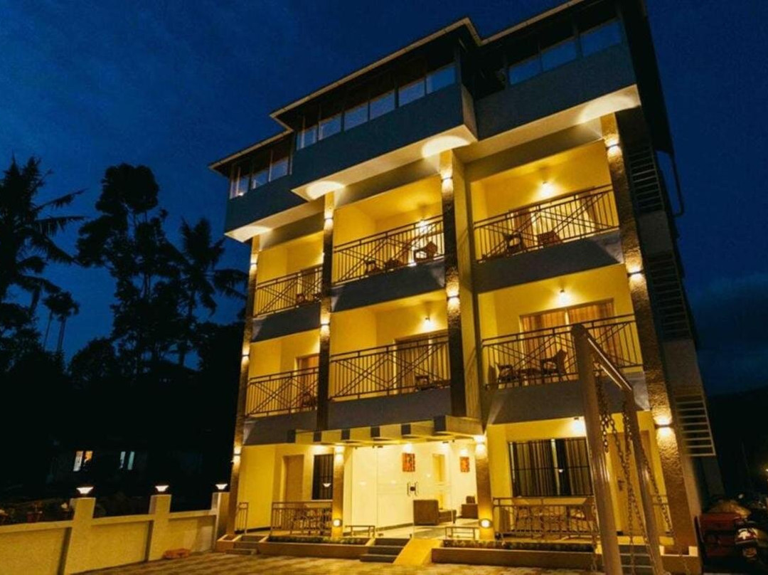 Iceberg Hill View Resort