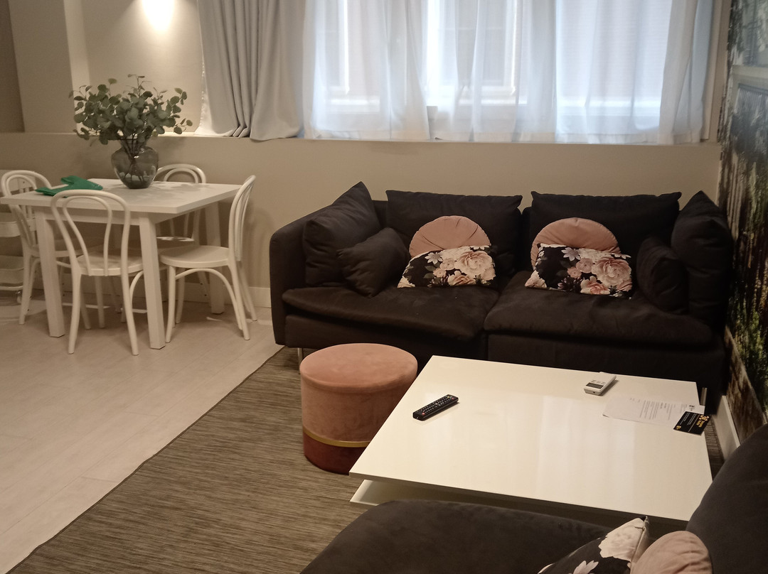 Fly Rooms Madrid Airport主图