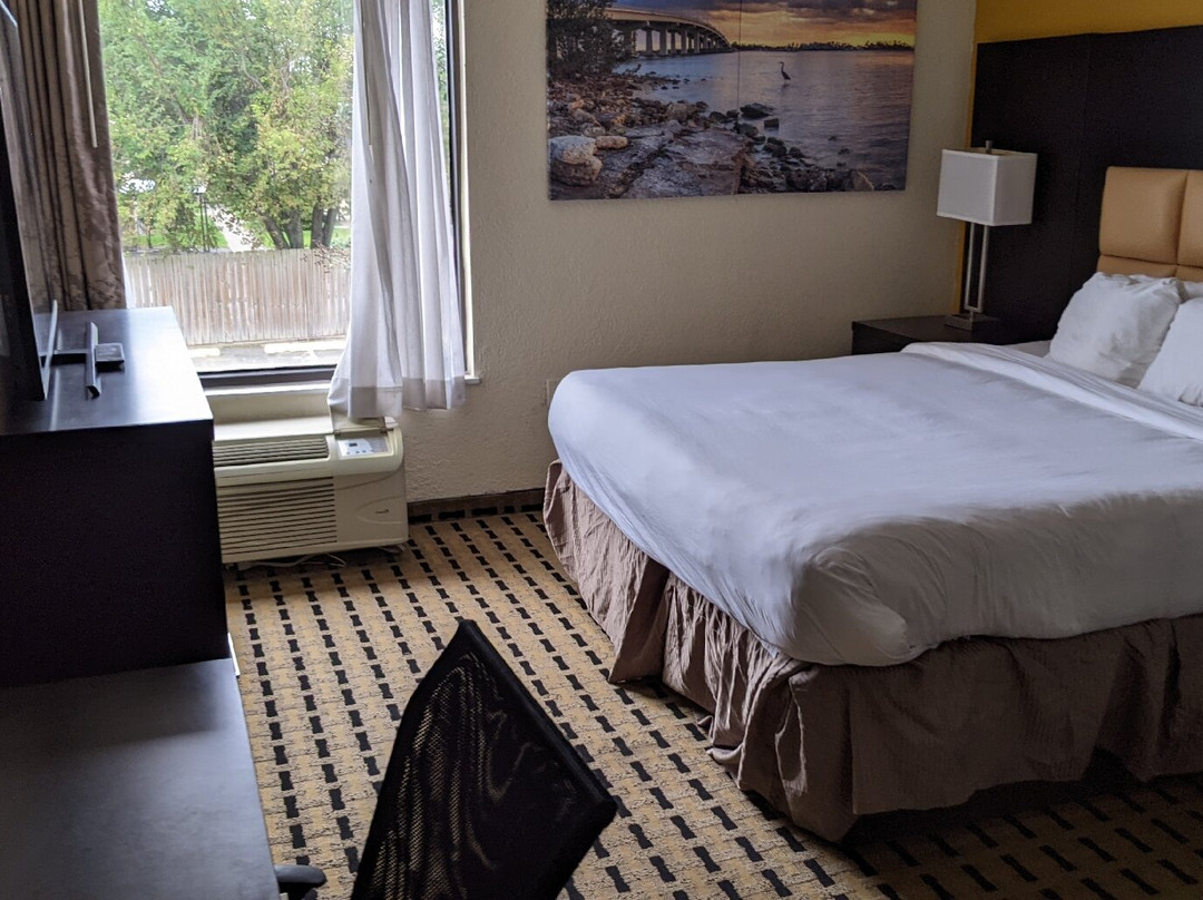 Clarion Pointe Lake Jackson - Clute主图