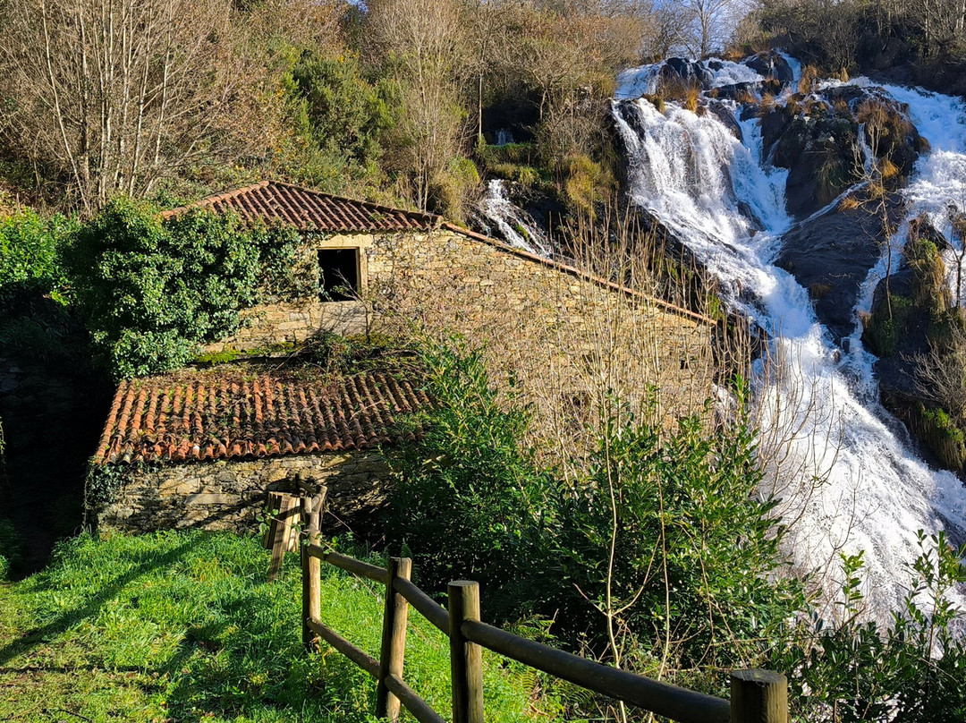 Fervenza de Brañas-Toques必去景点