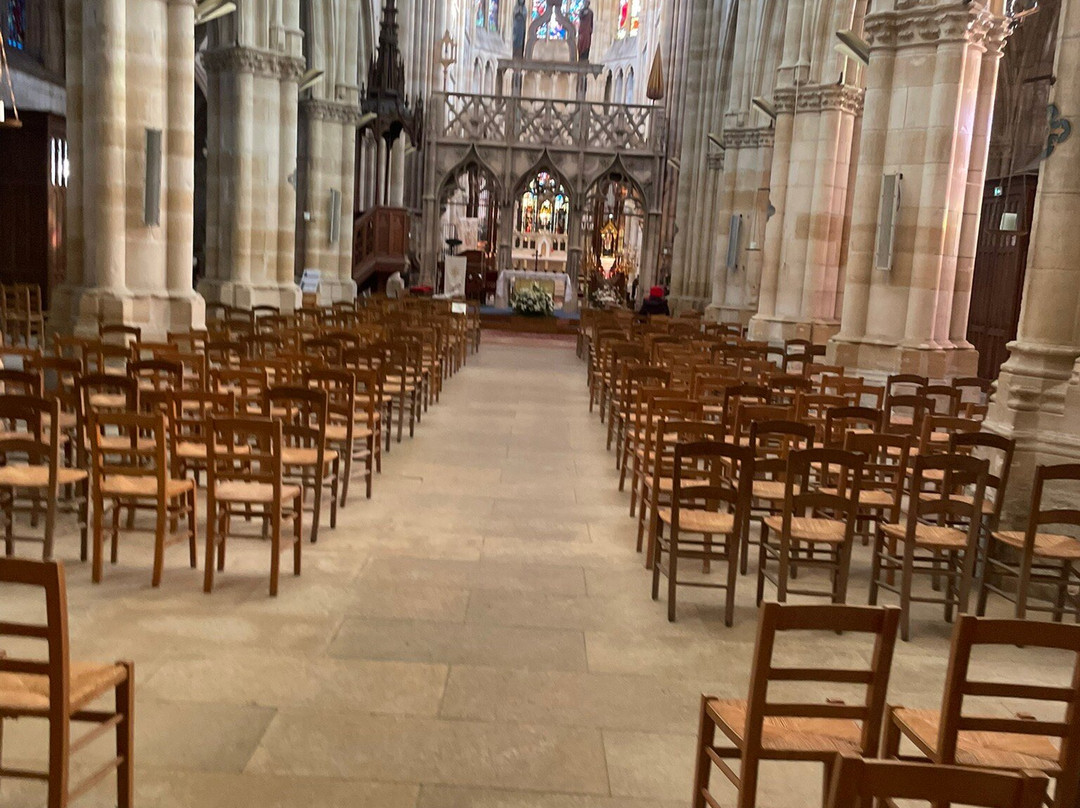 Basilique Notre-Dame-de-L'Épine景点图片