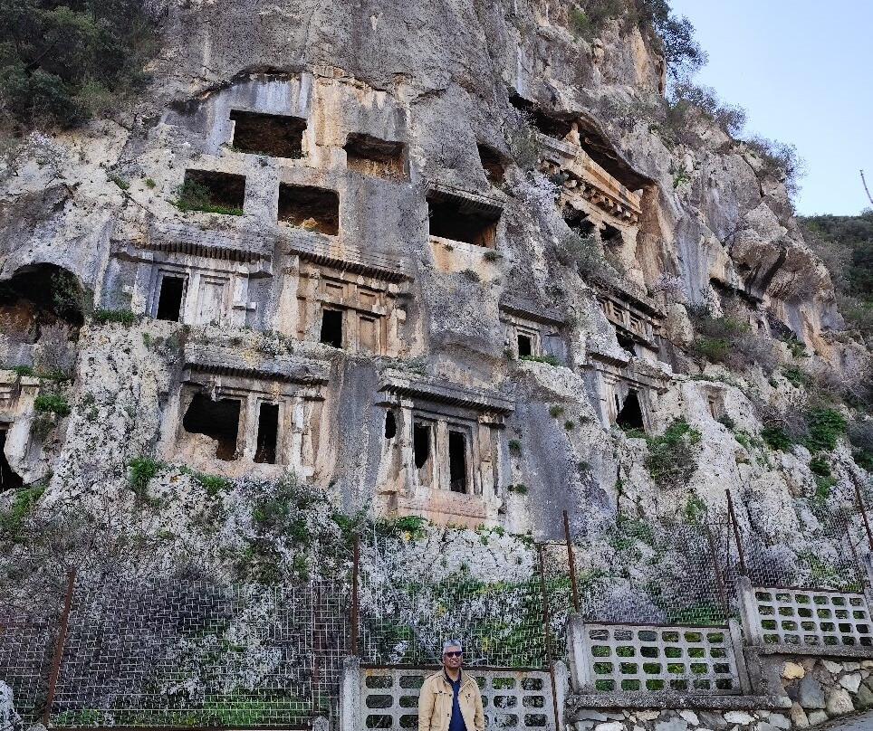 Amynthas Rock Tomb-穆拉必去景点