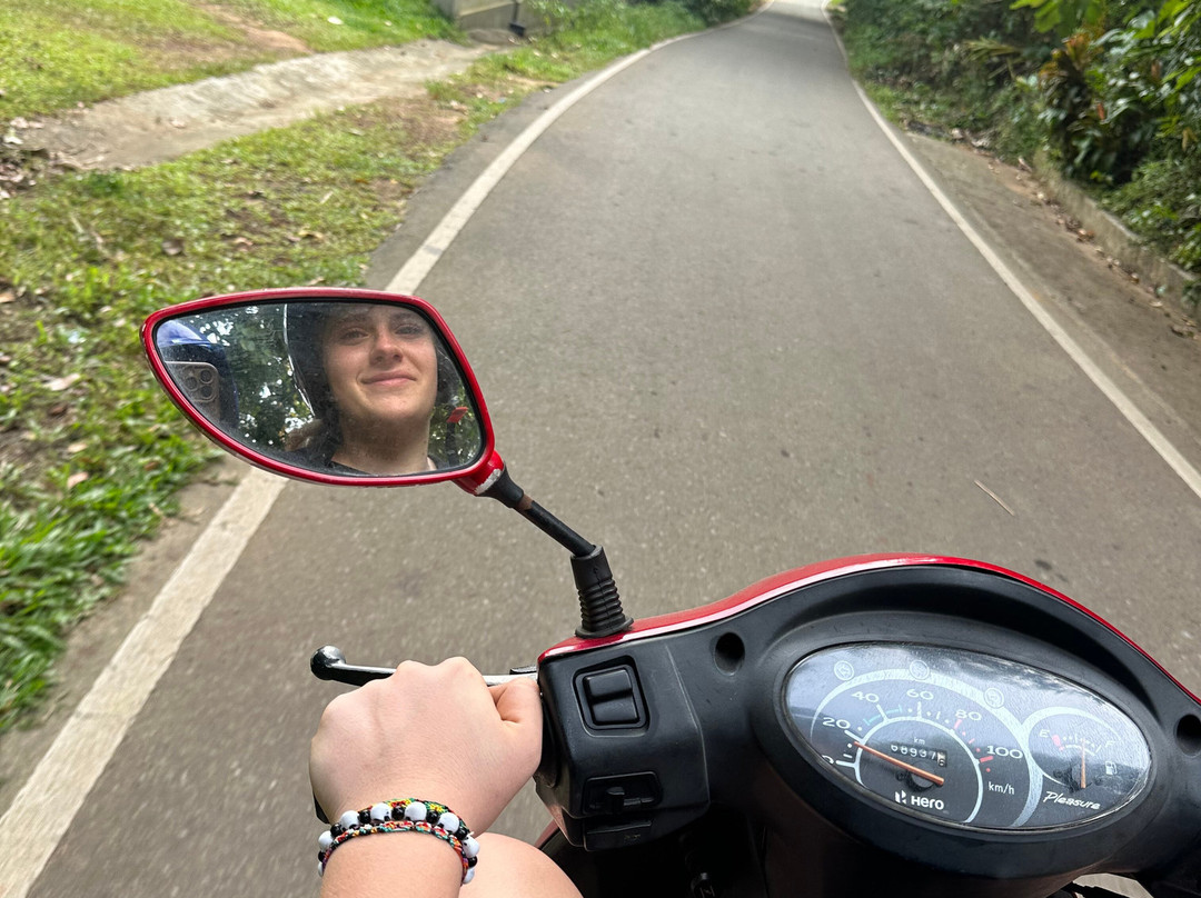 Galle Mirissa rent a motorbike and tours景点图片
