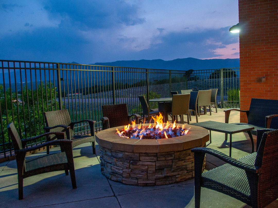 Monument酒店住宿-Fairfield by Marriott Inn & Suites Colorado Springs North/Air Force Academy