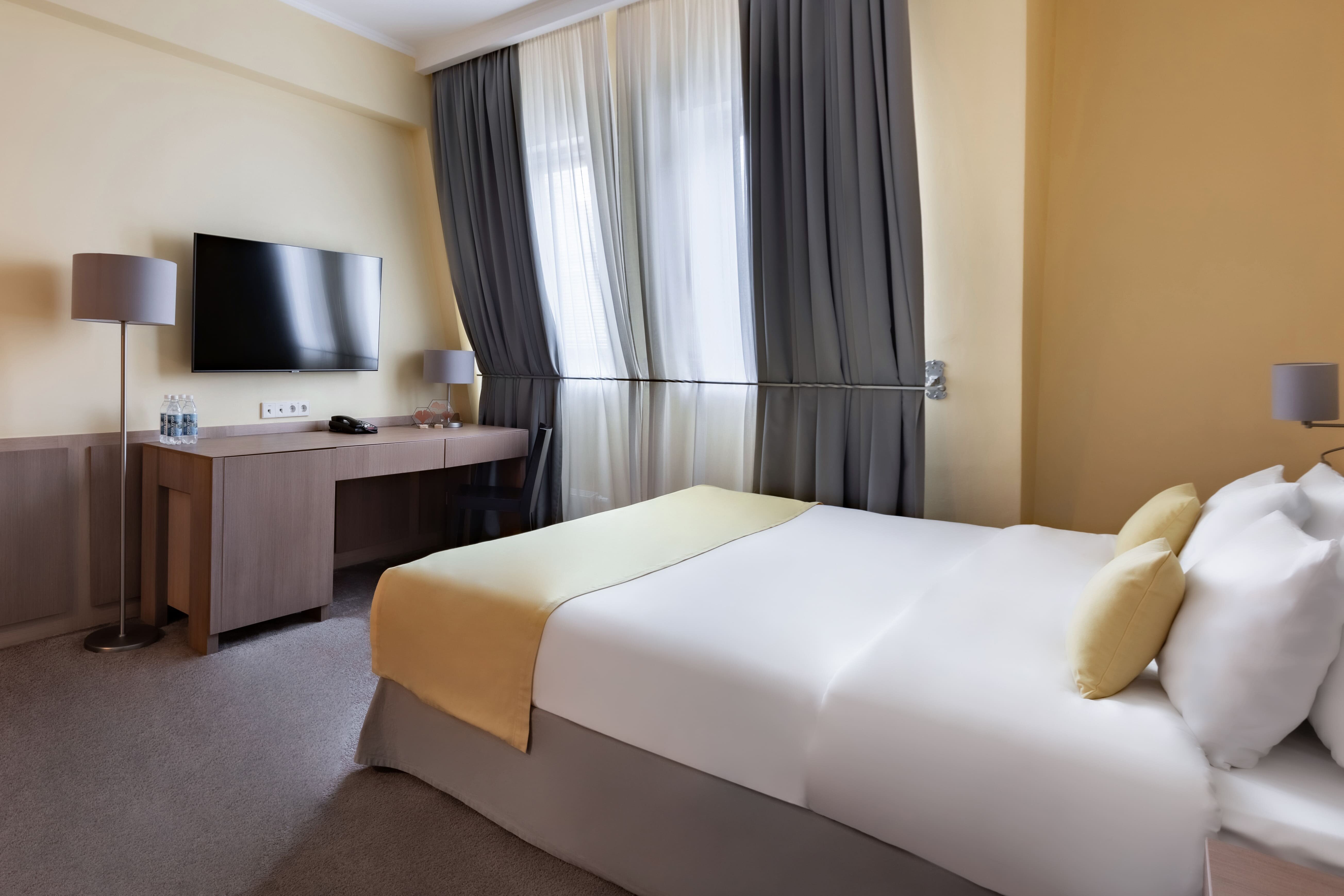 Golden Tulip  Hotel-客卧