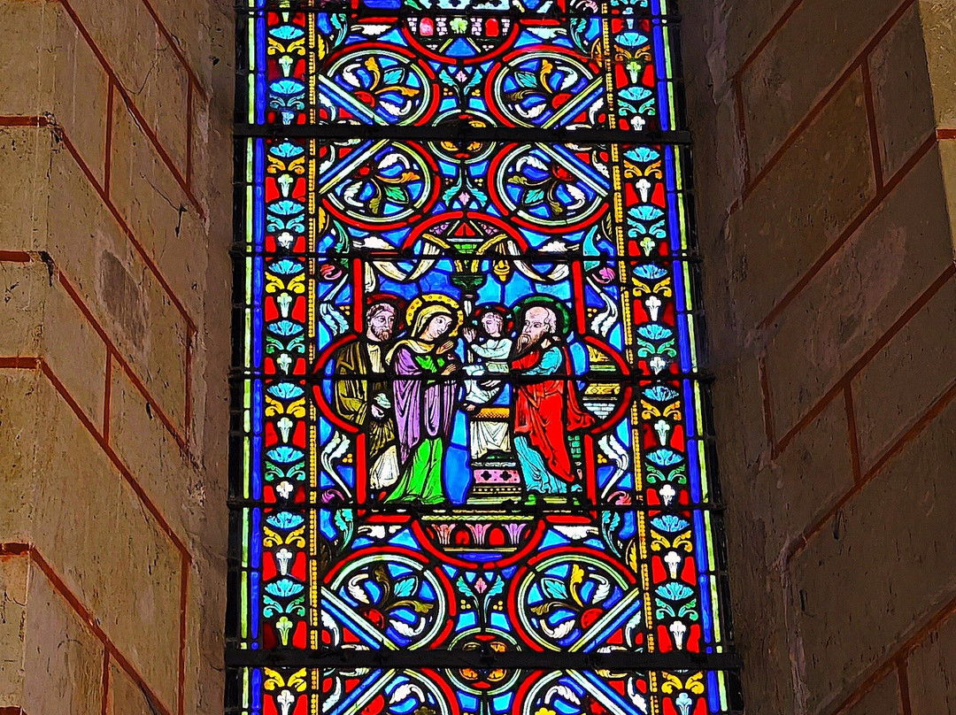 Eglise Saint-Nazaire-Azay-le-Ferron必去景点