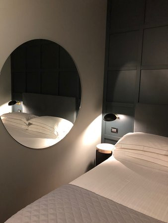 外交官酒店主图