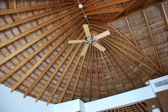 马尔代夫W度假村主图