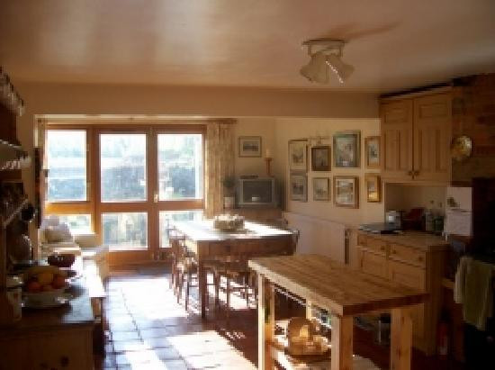 Weir Cottage主图
