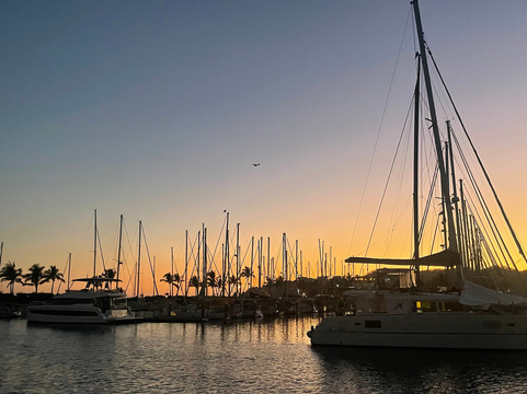 Rock Star Sailor Private Charters & Sailing School-瓦拉塔港必去景点