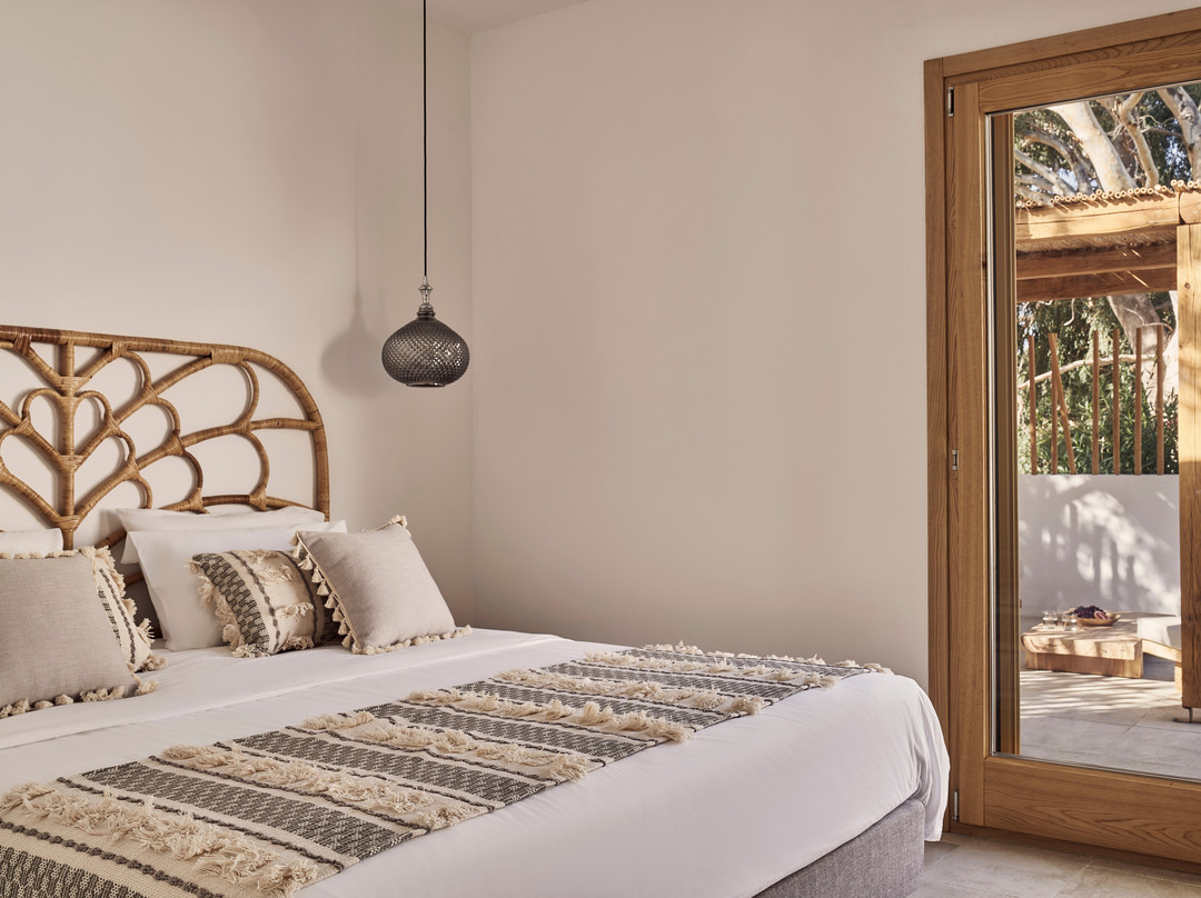 Dionysos Sea Side Resort主图