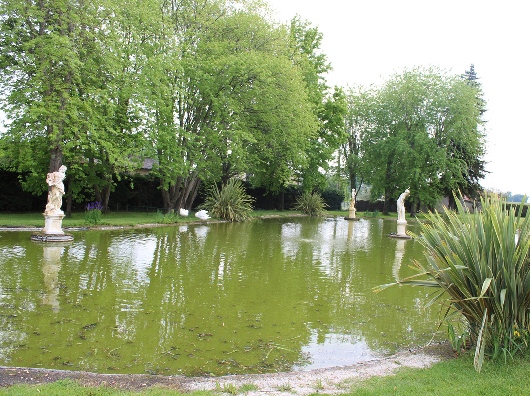 Château l'Inclassable-Prignac-En-Medoc必去景点