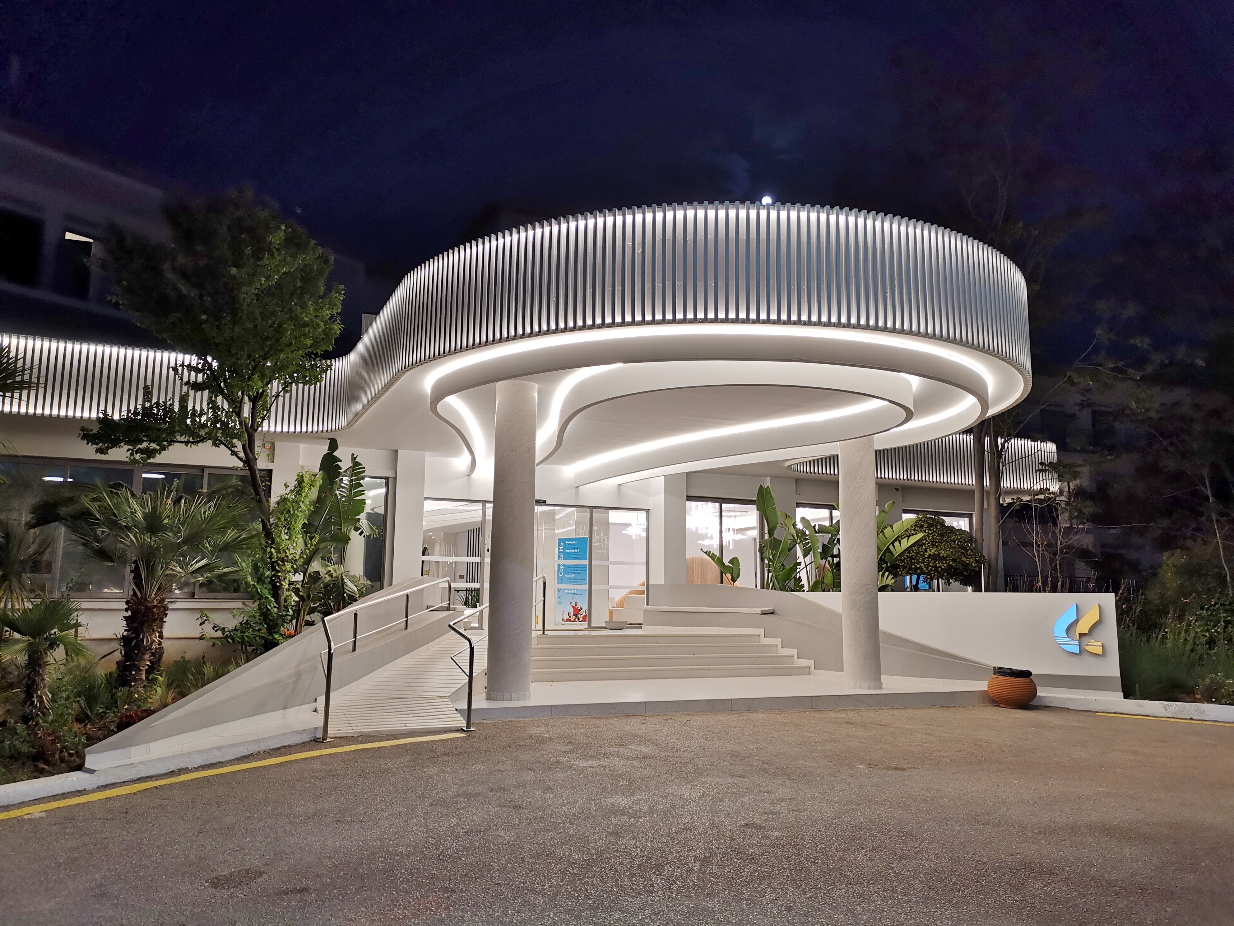 Golden Coast Hotel & Resort-浴室