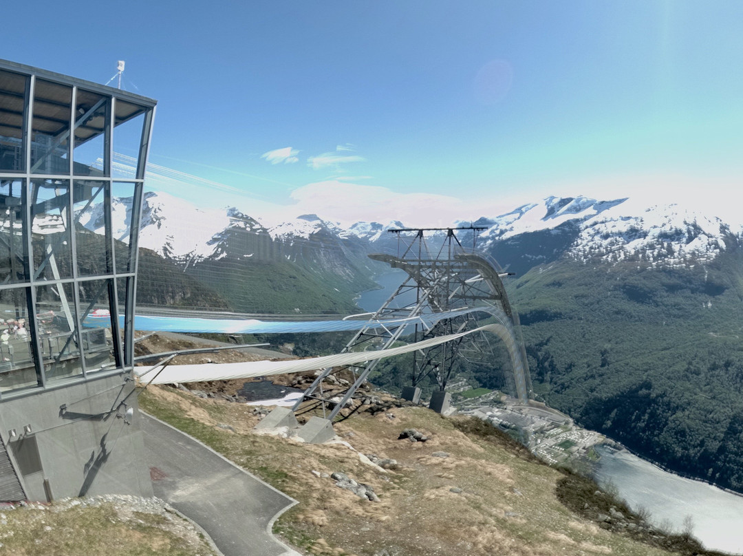 Loen Skylift景点图片