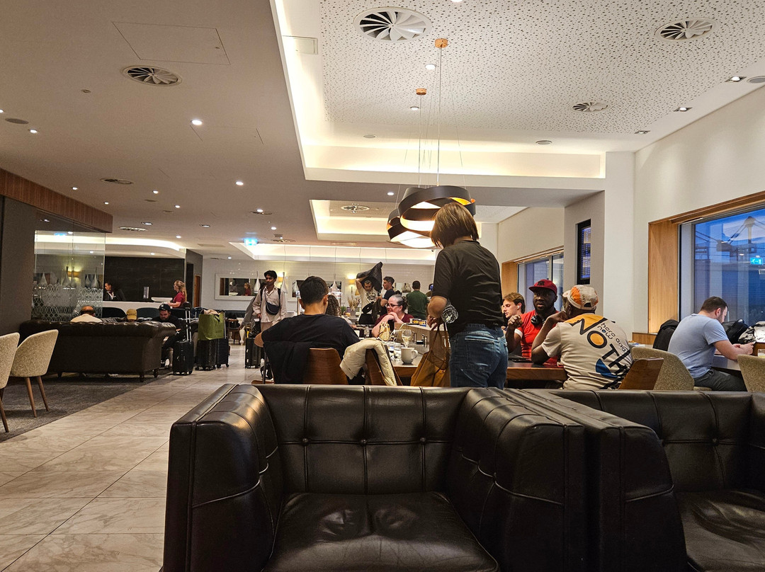No1 Lounge - Heathrow Terminal 3景点图片
