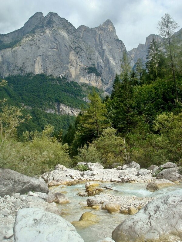 Valle di Angheraz景点图片