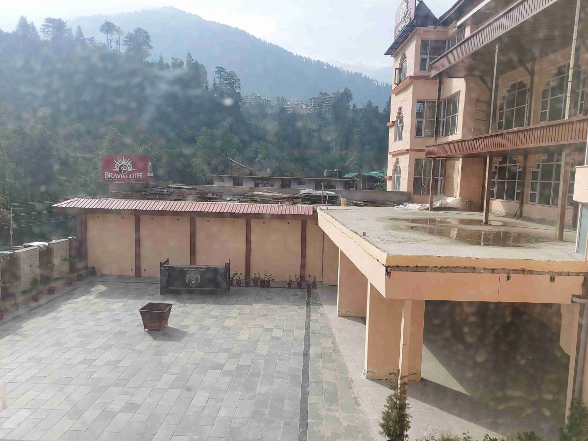 Bravia Hotel Manali-浴室