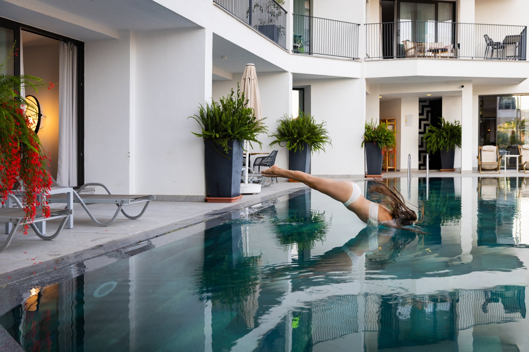 真实蔚蓝帕亚瓦酒店-泳池