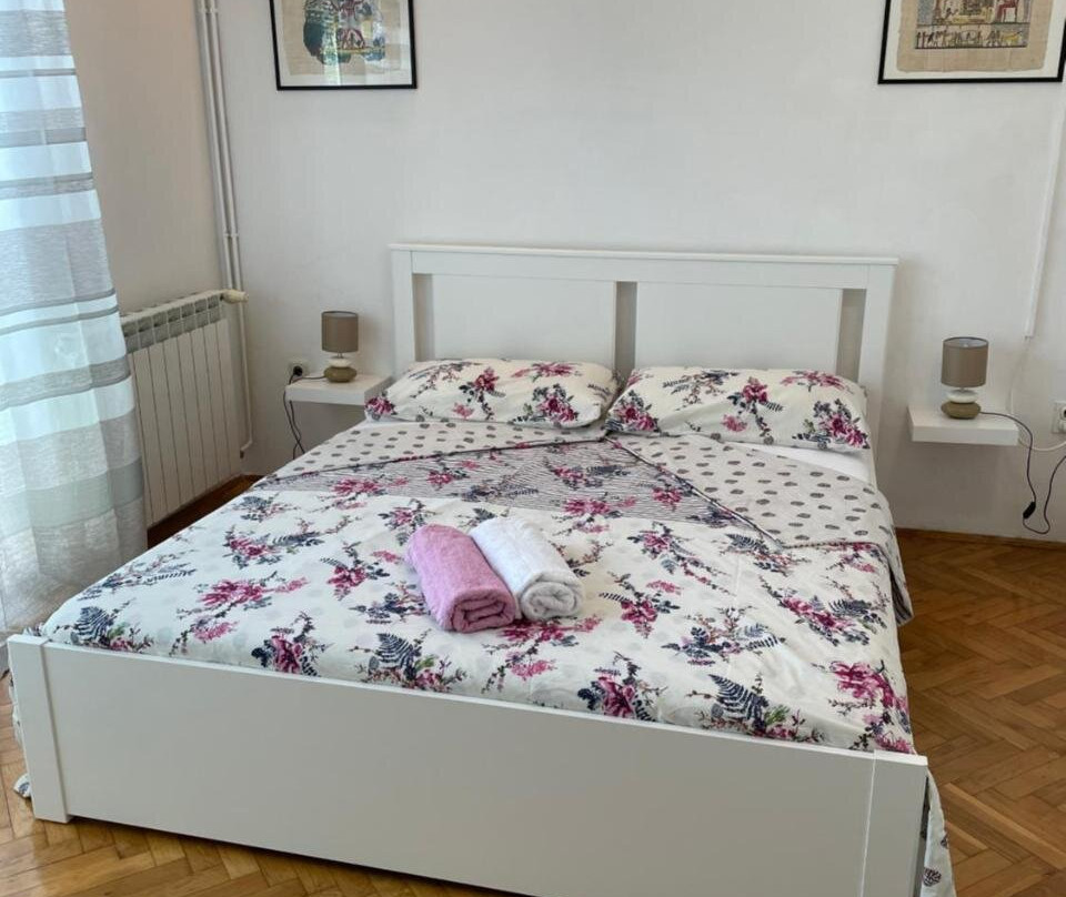 Apartments Mornar