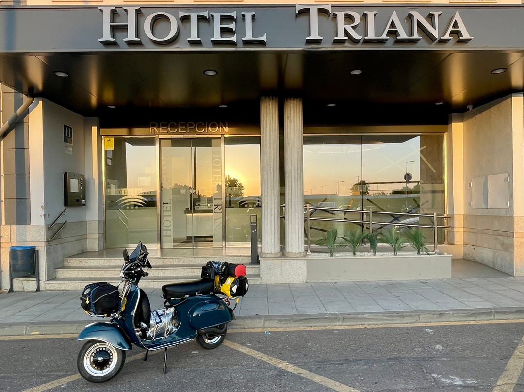 Hotel Triana主图