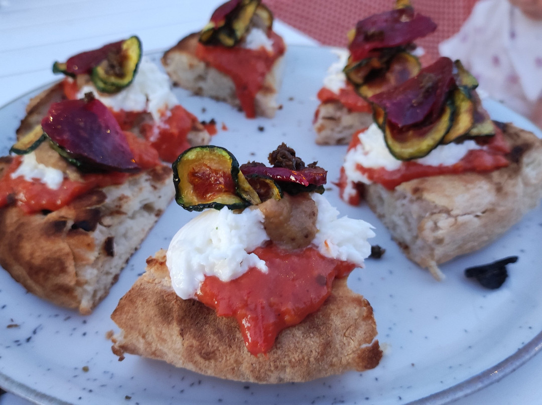 Yachting Club-塔兰托必去景点