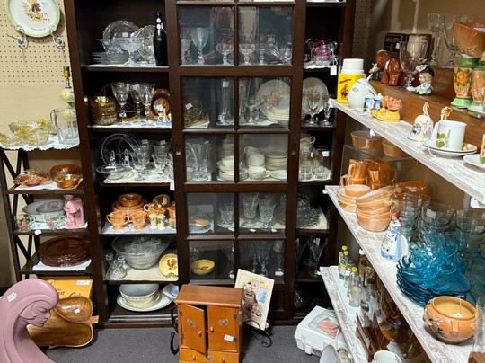 Brass Armadillo Antique Mall-奥马哈必去景点