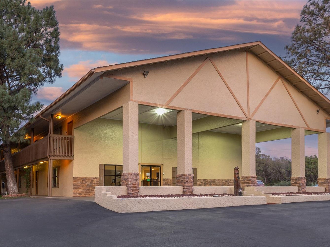 Best Western Pine Springs Inn