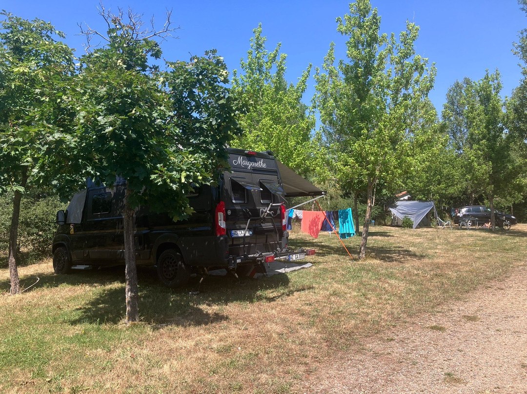 Lumbreras酒店住宿-Camping Entrerrobles