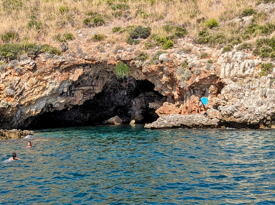 Escursioni in Barca con Paolo-戈尔福海堡必去景点