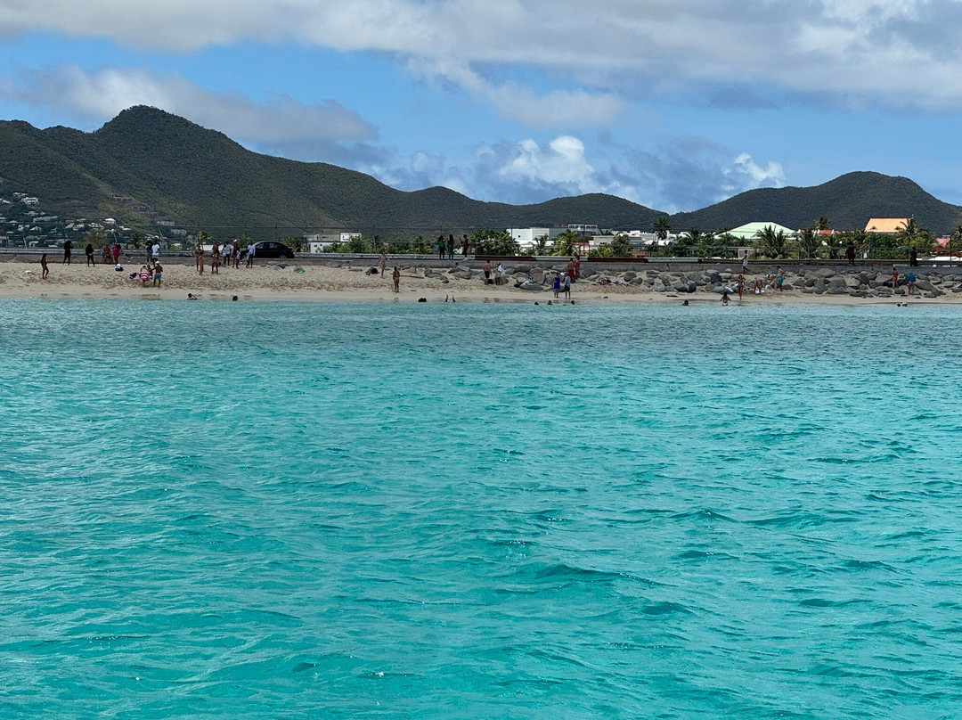 Billy Bones Boatcharters-辛普森湾必去景点