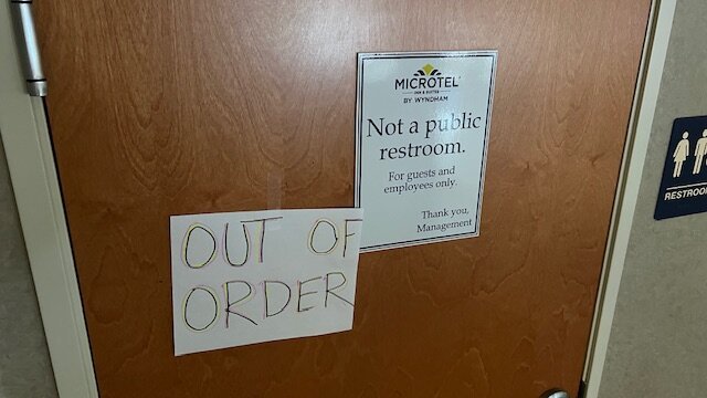 布鲁斯顿米尔斯黑兹尔顿麦客达温德姆酒店-浴室