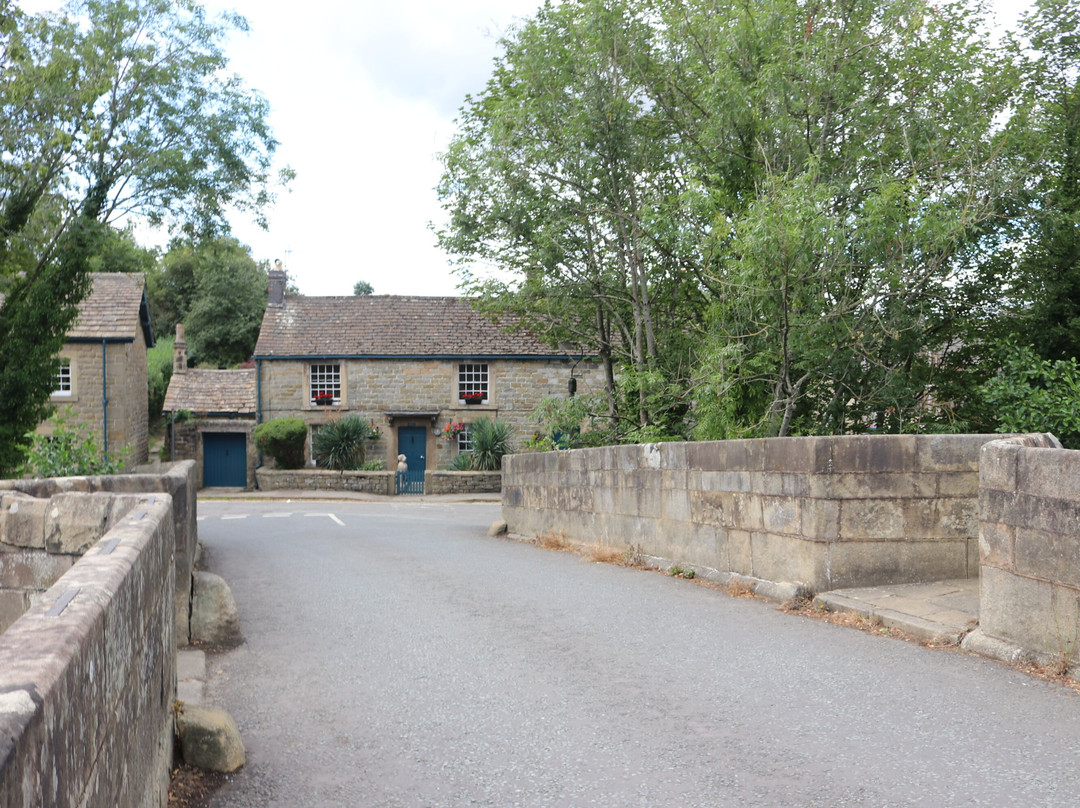 The Old Ford & Bridge in Baslow-巴斯洛必去景点