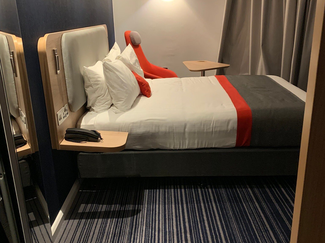 伦敦克罗伊登智选假日酒店主图