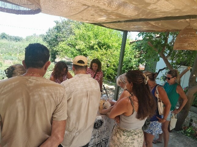 The Garden By Olive Benefits-Karlovasi必去景点