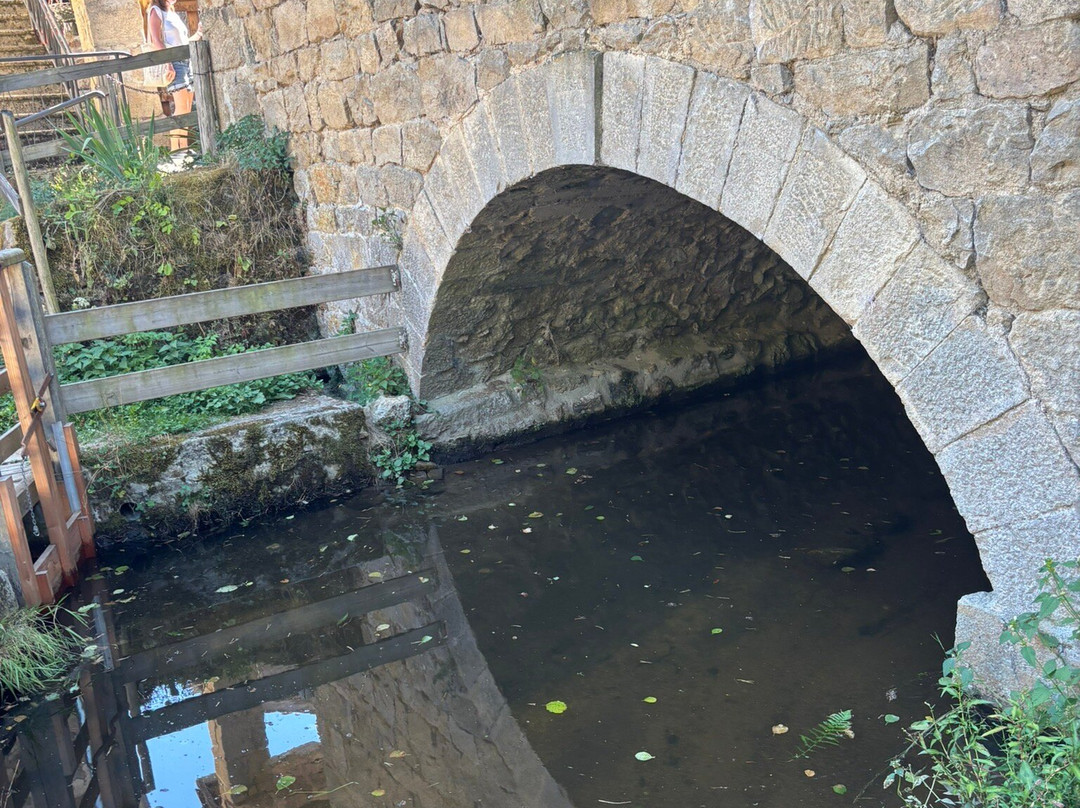 Moulin de Vignal-Apinac必去景点