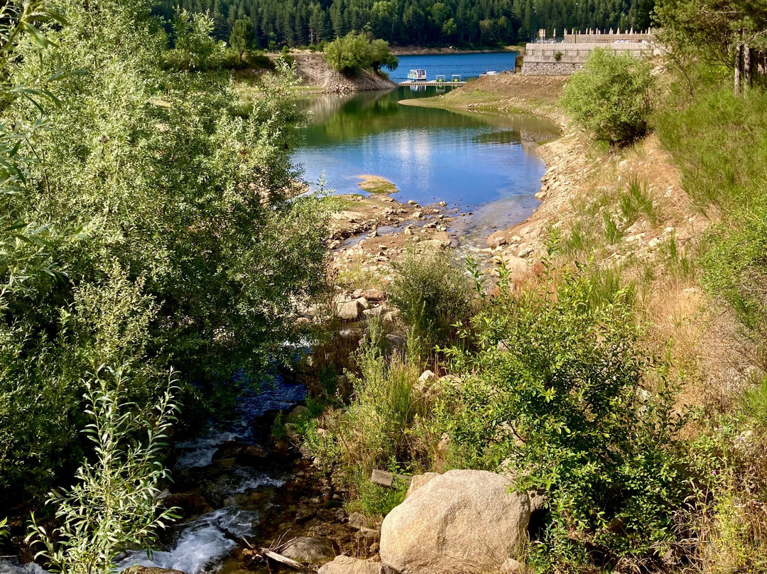 Lago Ampollino-Cotronei必去景点